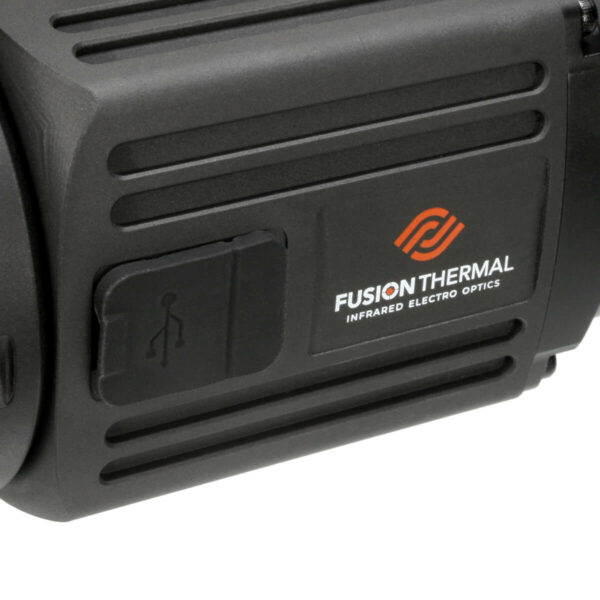 Fusion Thermal Recon 6XR - USB Port Detail